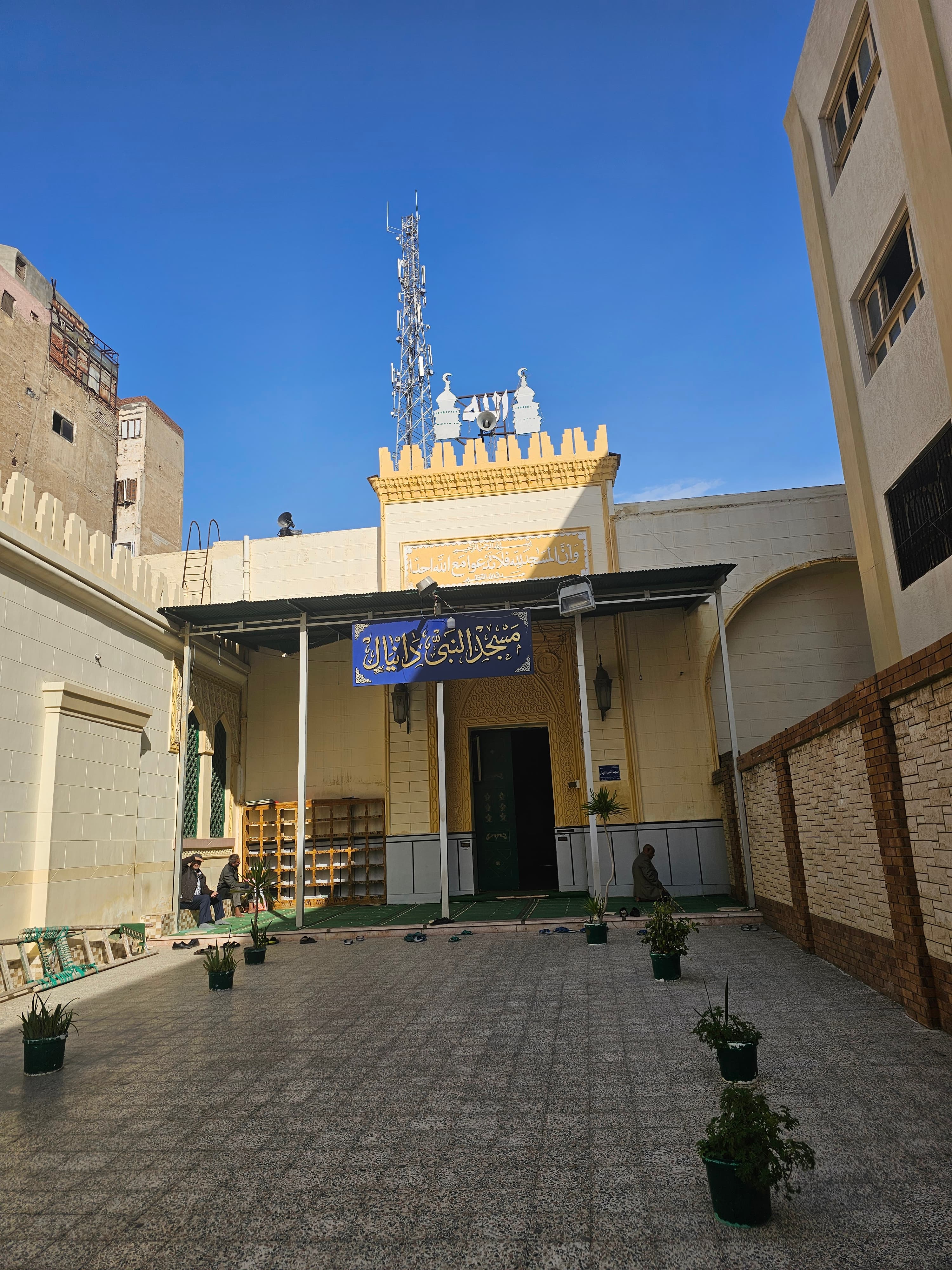 Nabi Daniel Mosque